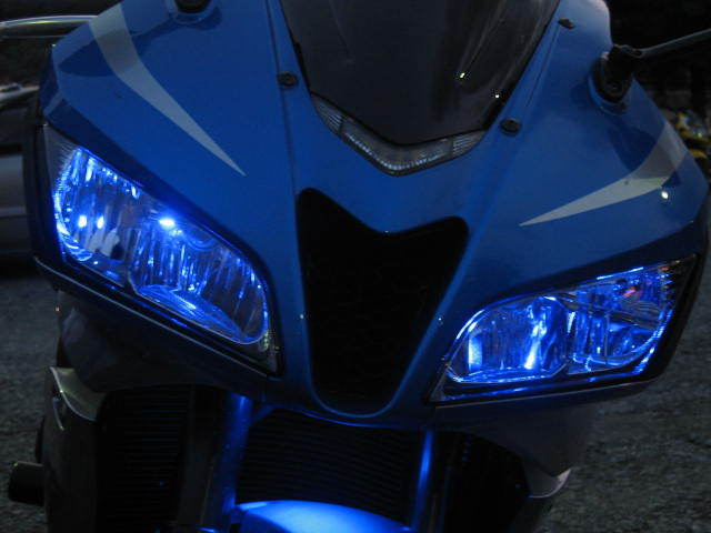 blue07.jpg